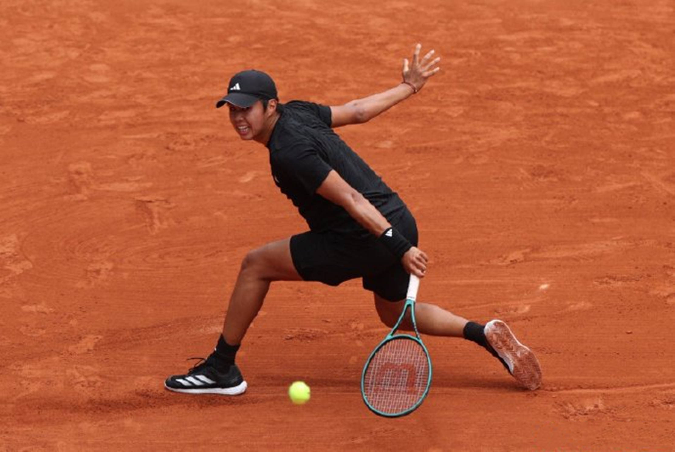 开云体育app-蒙特卡洛大师赛碾压法网，兹维列夫统治全场