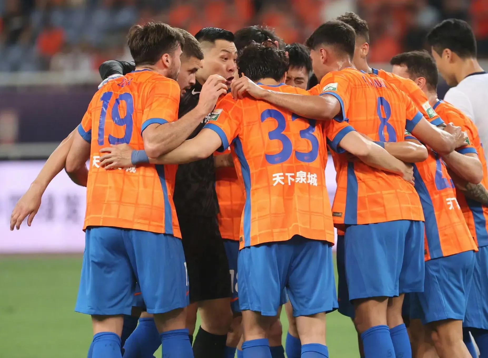 山东队险胜天津队，西亚卡姆点燃赛场