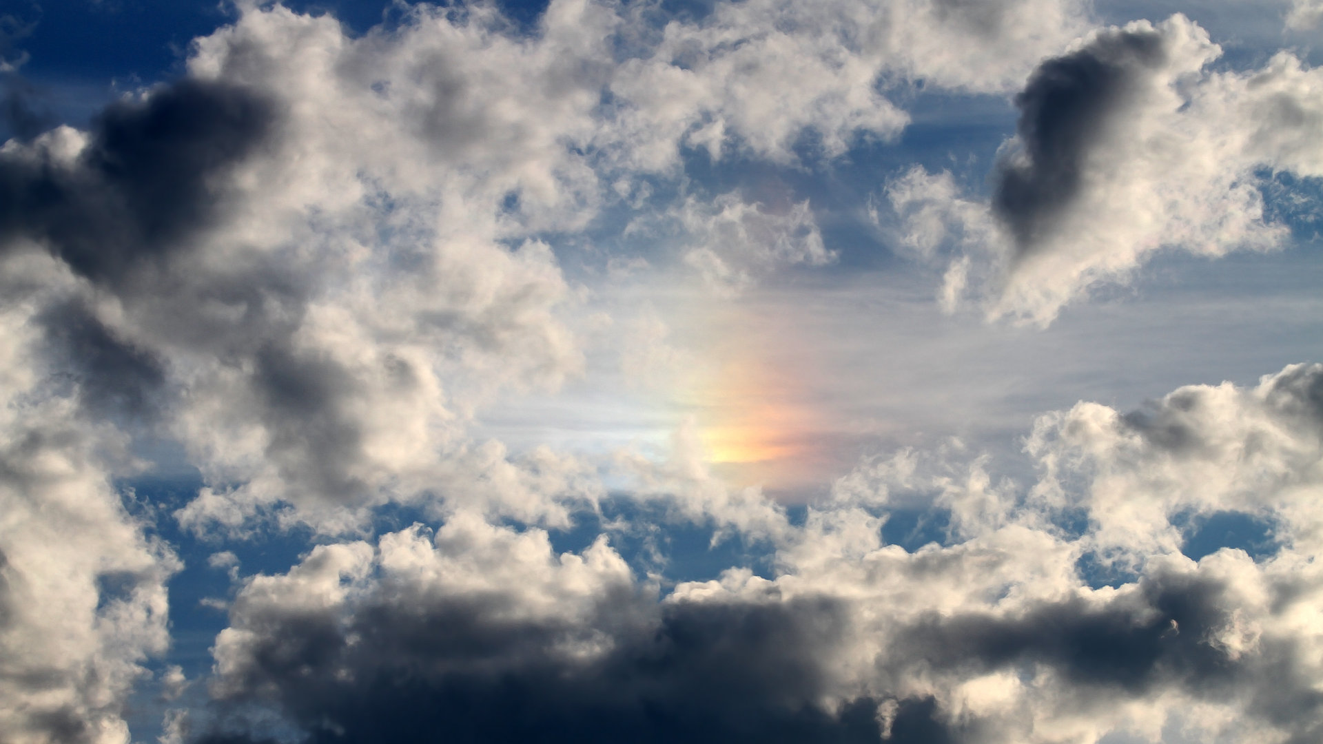 开云体育在线-陨石雨，库里在第三节炸响的三分警报，令雷霆主场沦为沉默博物馆
