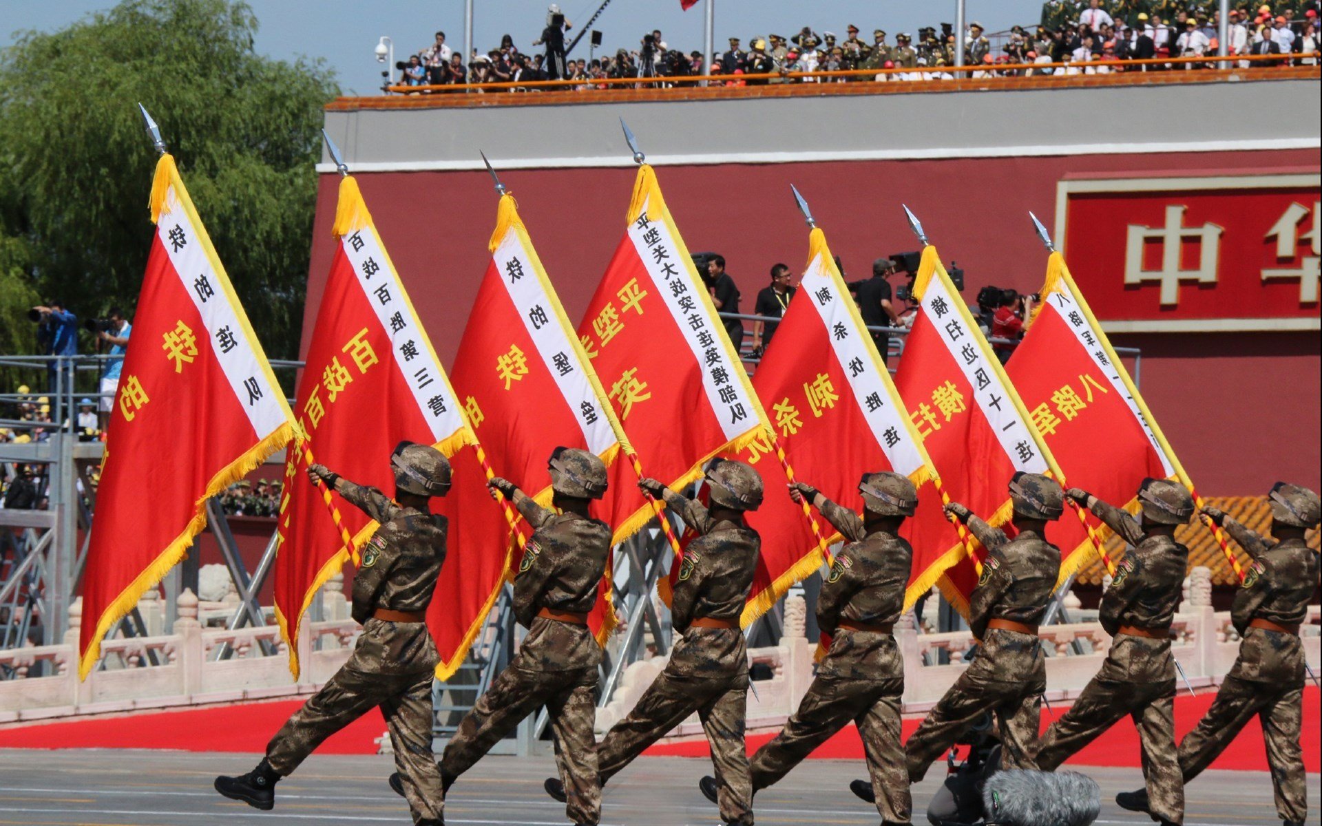 开云体育登录-锡安风暴眼，当黄蜂遭遇国王，一人之力改写赛场物理法则