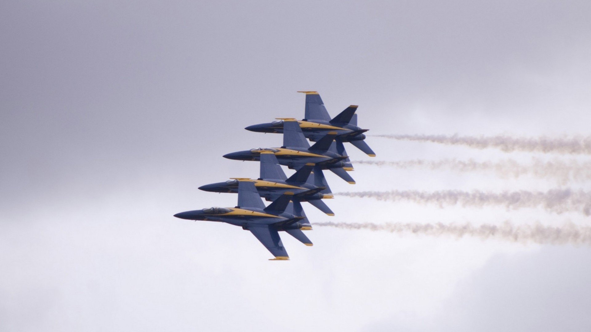 开云体育平台APP-双线告捷，F1新赛季揭幕战上演速度对决，皇家社会力克巴西队晋级